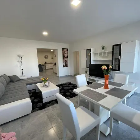 Apartment Riky Centrum